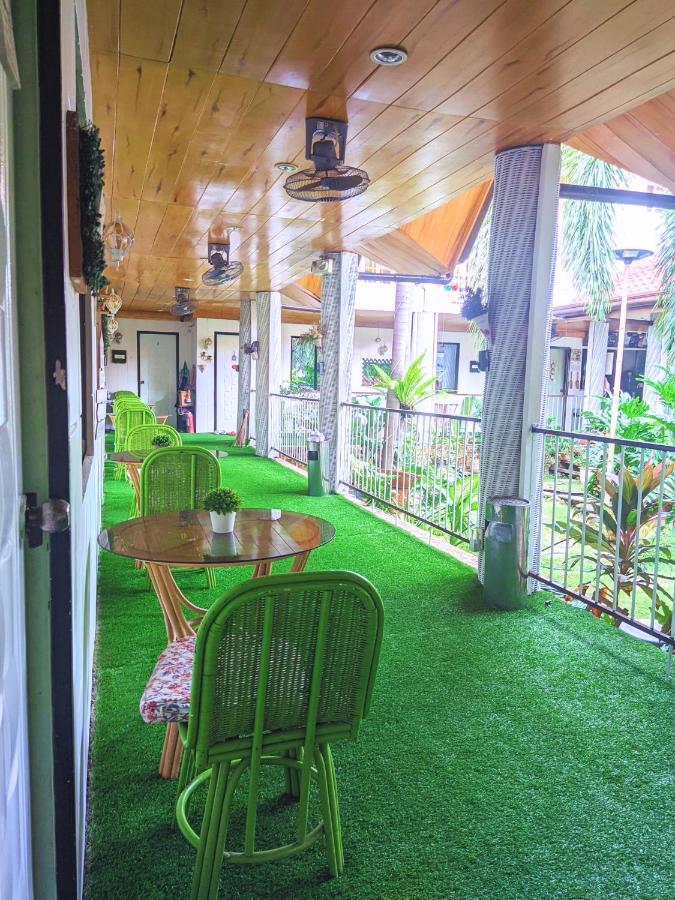 Infinite Green Pension Puerto Princesa Exterior foto